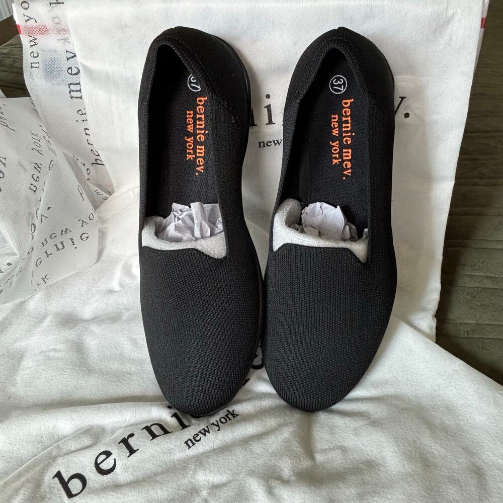 Bernie Mev New York Black Knit Slip-On Flats Shoes Women’s EU 37 US 6